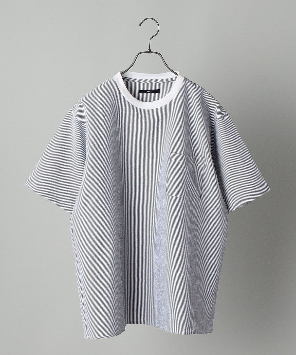 SHIPS: COOLMAX(R) シアサッカー ストライプ クルーネック Tシャツ