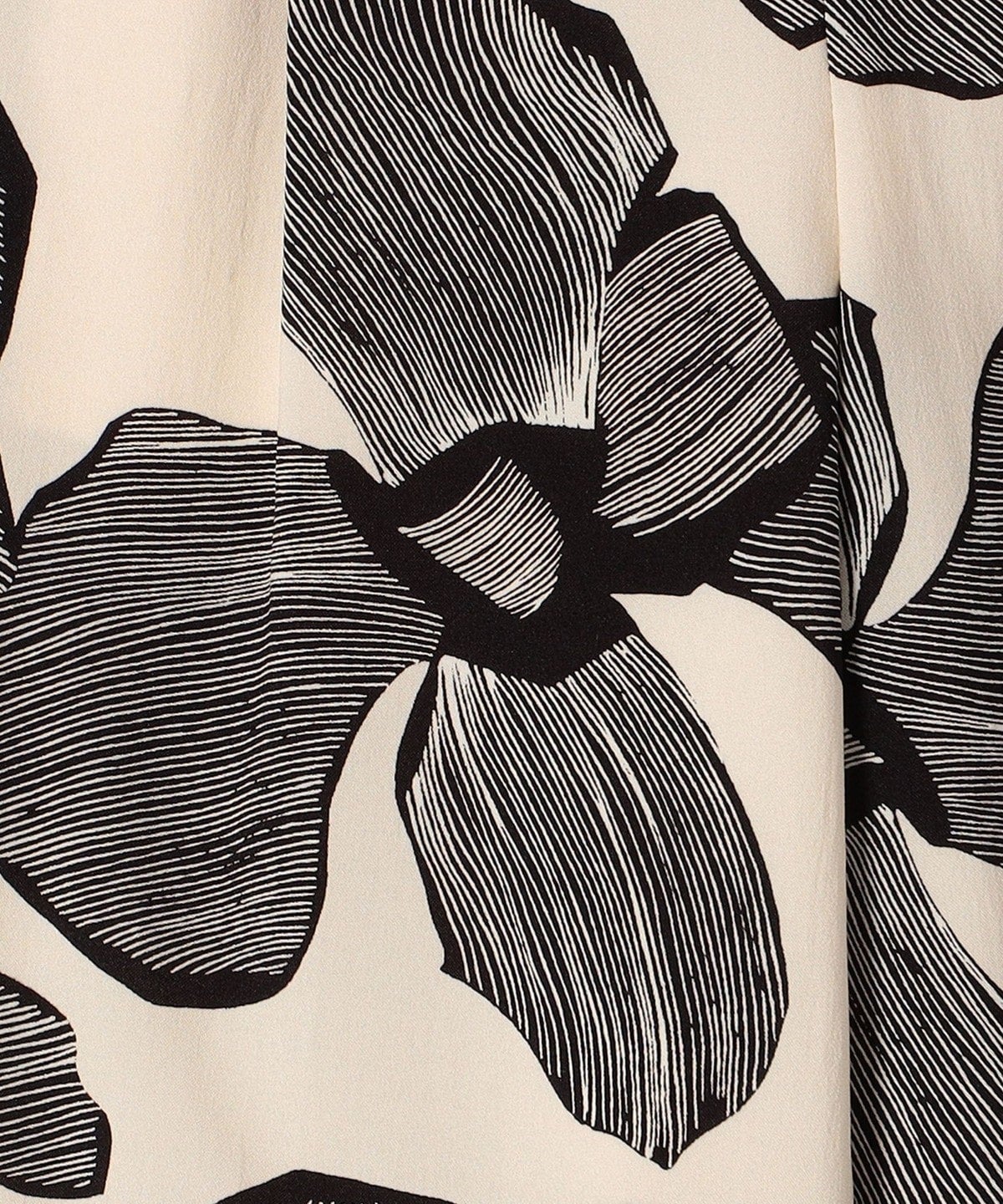 〈手洗い可能〉フラワープリントリラックスパンツ