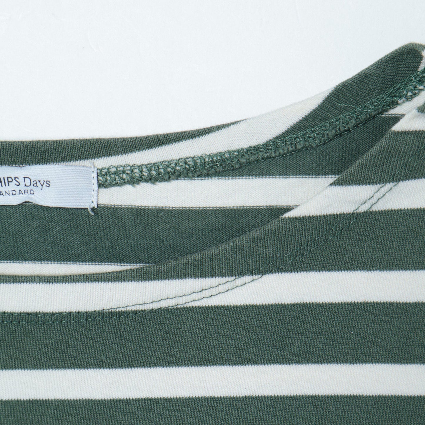 SHIPS Days STANDARD:バスクボーダーTee