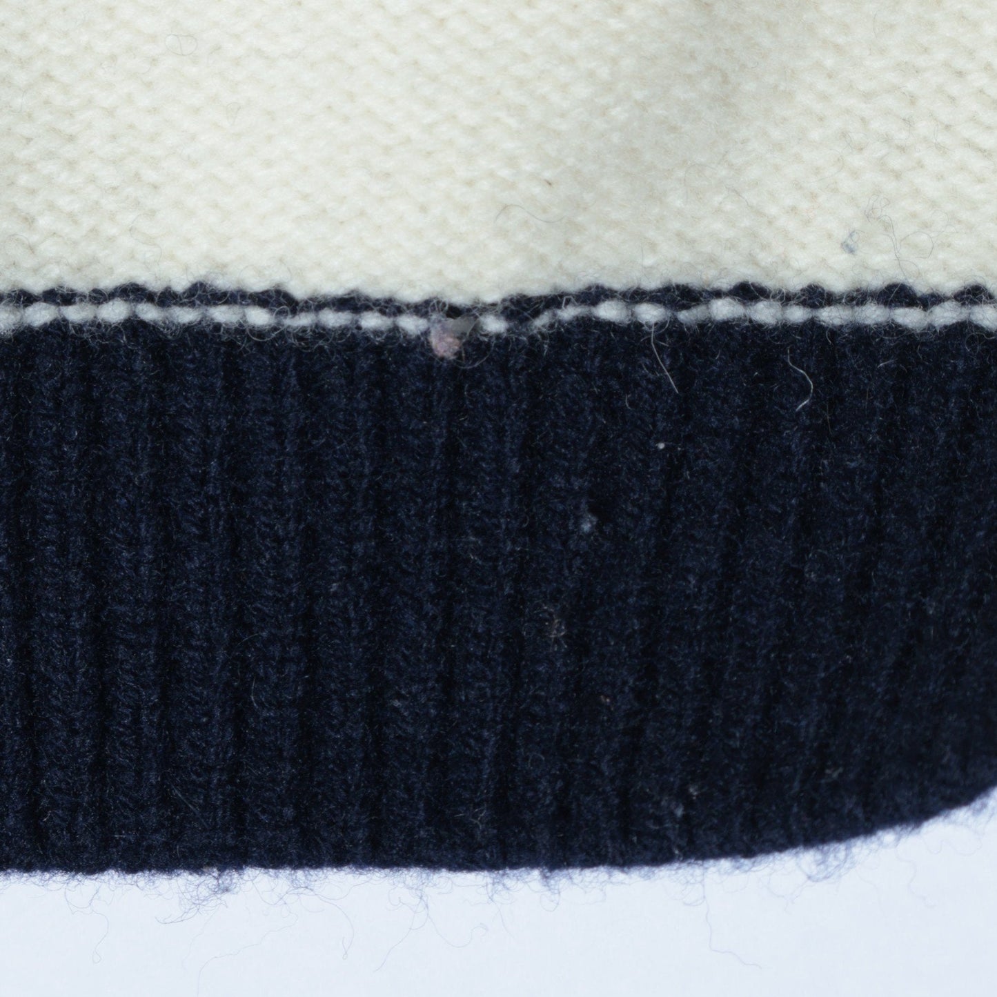 oblada:WILLIAM BORDER