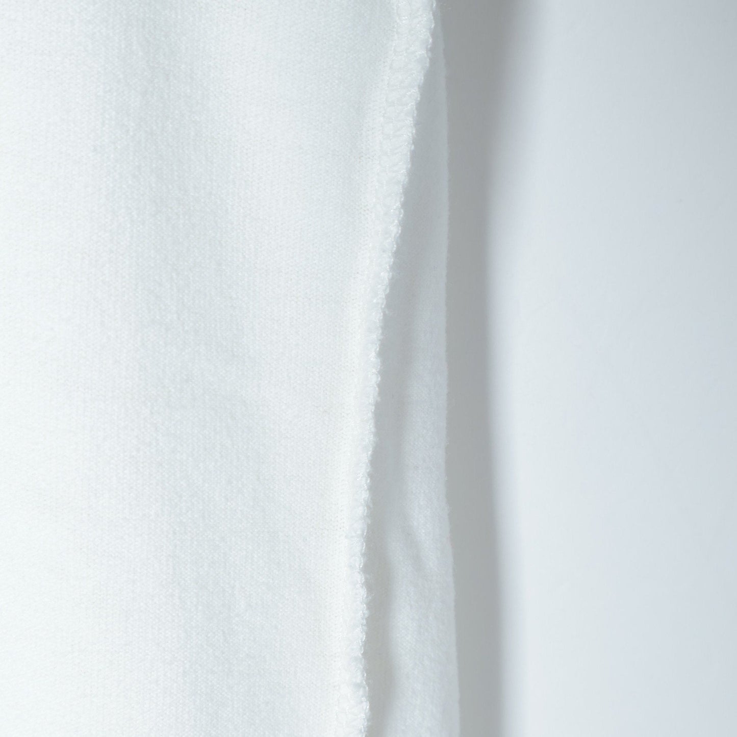 SHIPS: policott(R) パネル Tシャツ