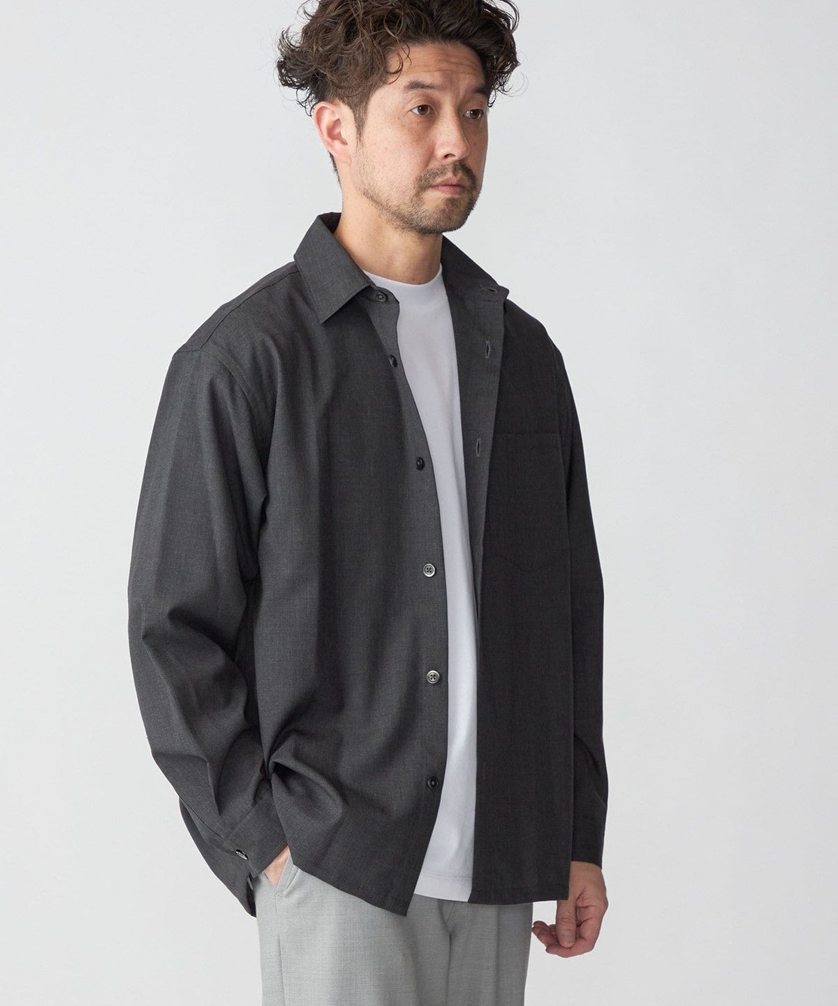 SHIPS:〈洗濯機可能〉TECH PLUS(R) WOOL リラックスフィット レギュラーカラーシャツ