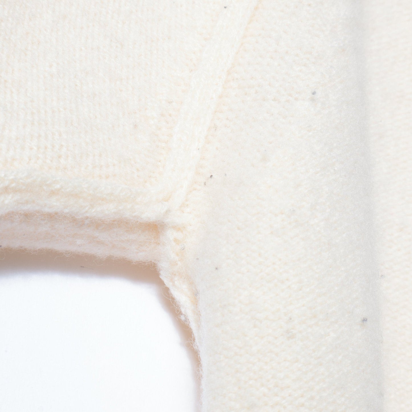 SHANGHAY YLANGTING TRADE CO. L:ニット/セーター