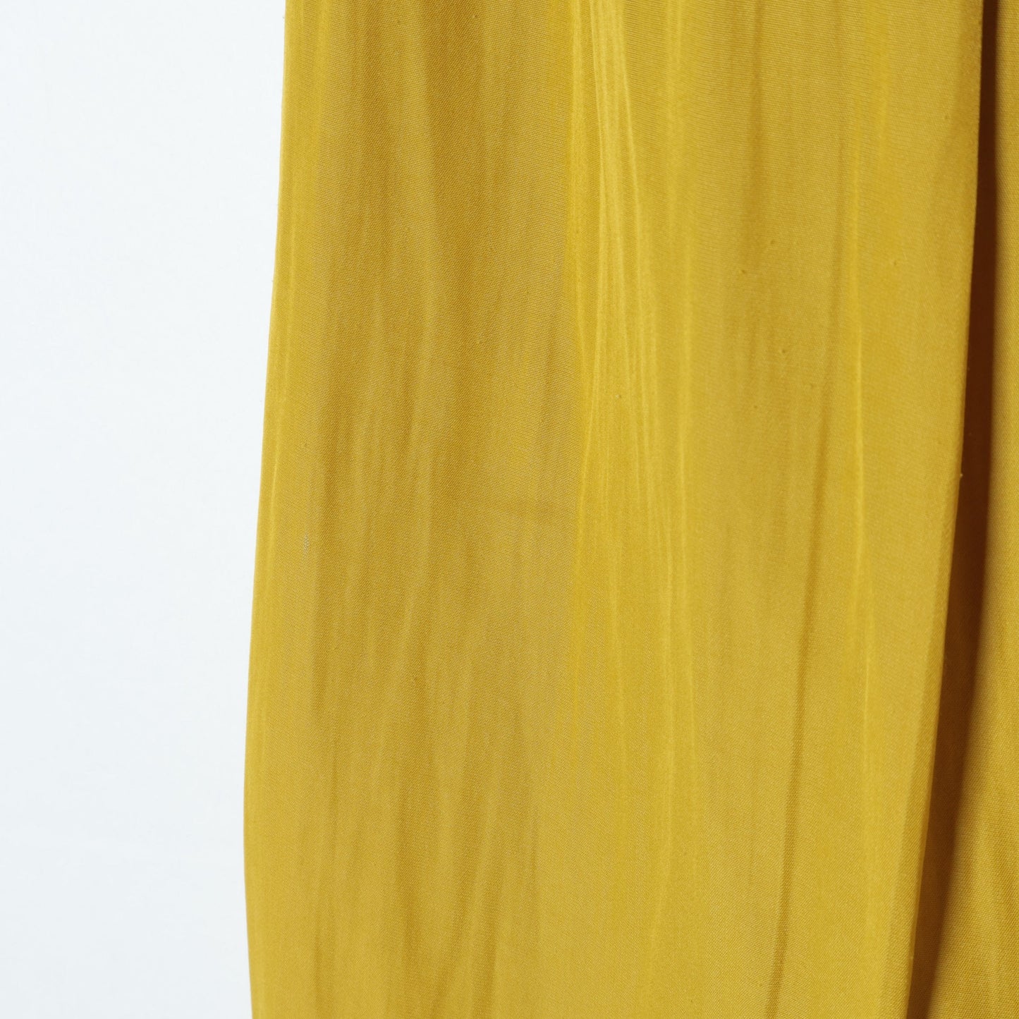 SHIPS any:パウダーサテンギャザースカート