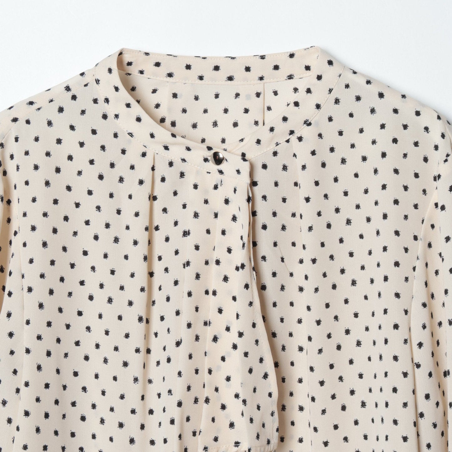 21:HENKEI DOT BO-TIE BLOUSE