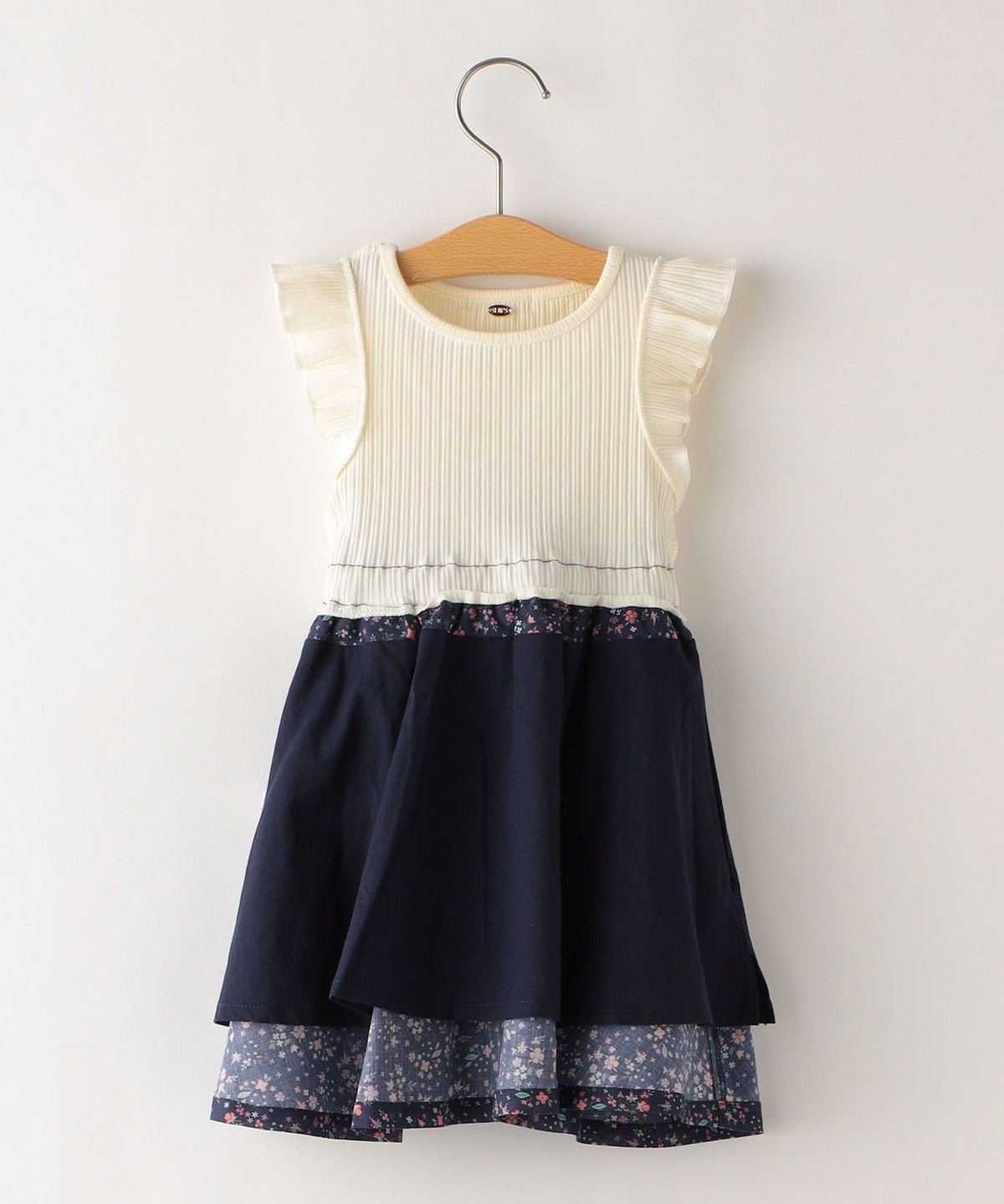 SHIPS KIDS:リブ フラワー ノースリーブ ワンピース(80〜90cm)
