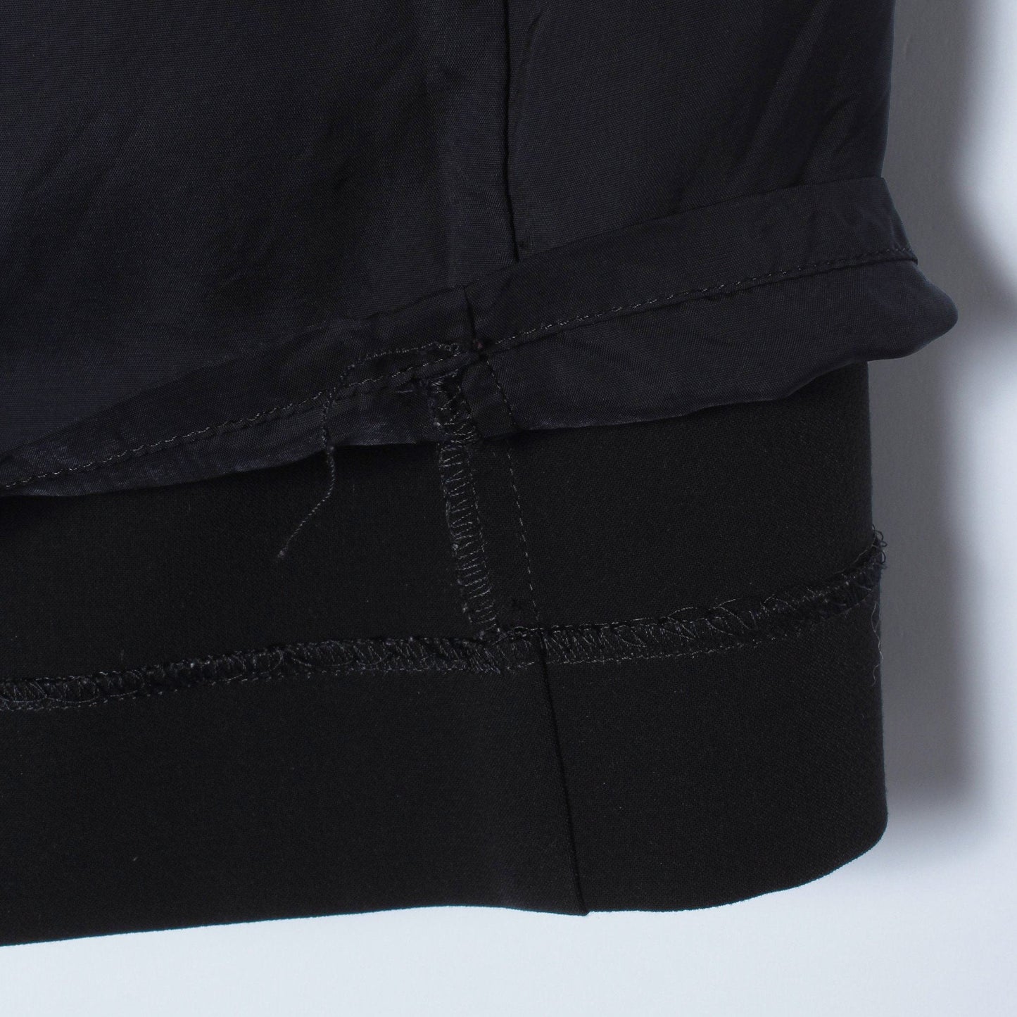 HI-WAIST SHORTS