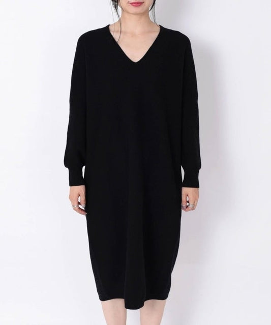 【手洗い可能】ホールガーメントVネックワンピース