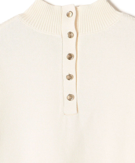 〈手洗い可能〉ミドルゲージ メタルボタン ハイネック ニット