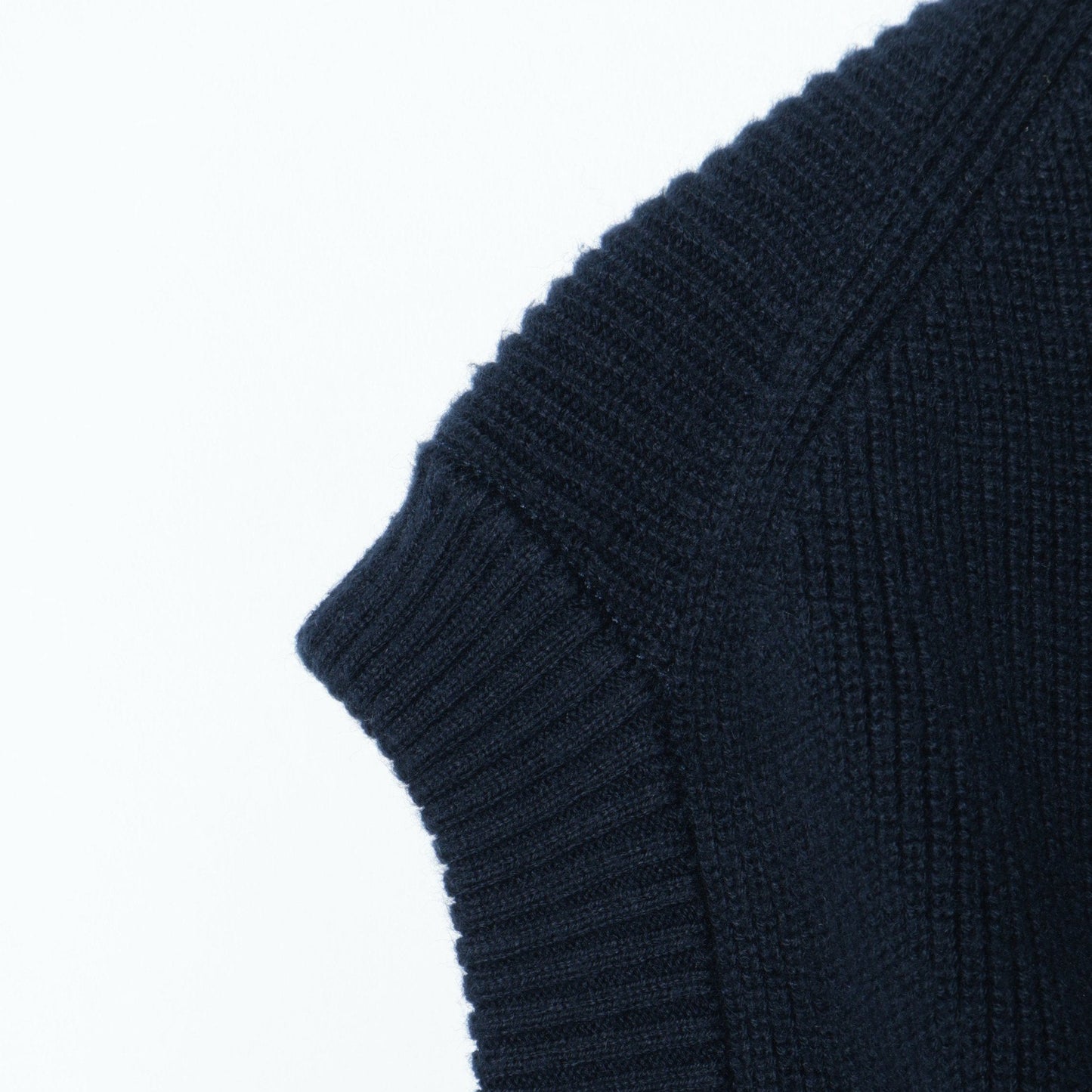 〈手洗い可能〉コットンカシミヤ ニットベスト