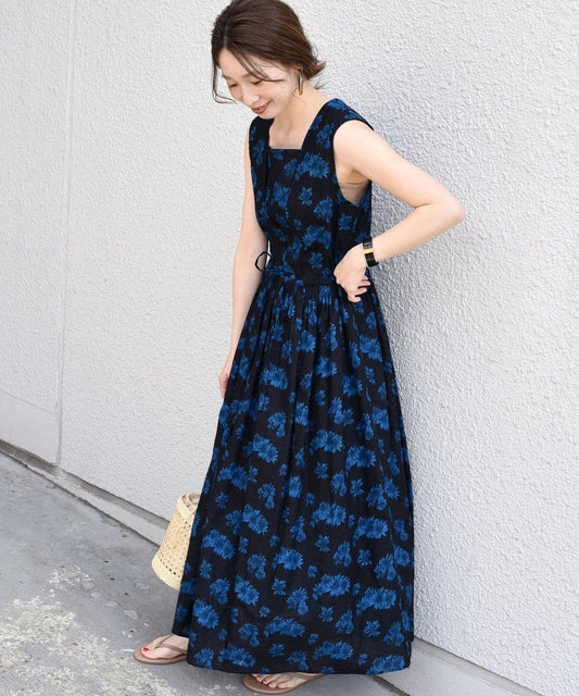 〈手洗い可能〉フラワープリントワンピース