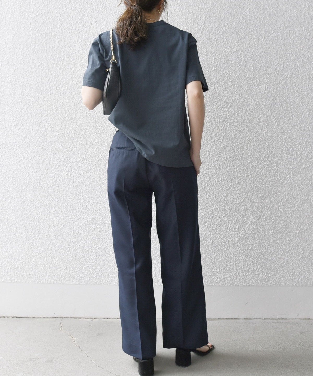 【SHIPS any別注】Collegiate Pacific:〈洗濯機可能〉V ガゼット プリント Tシャツ 24SS