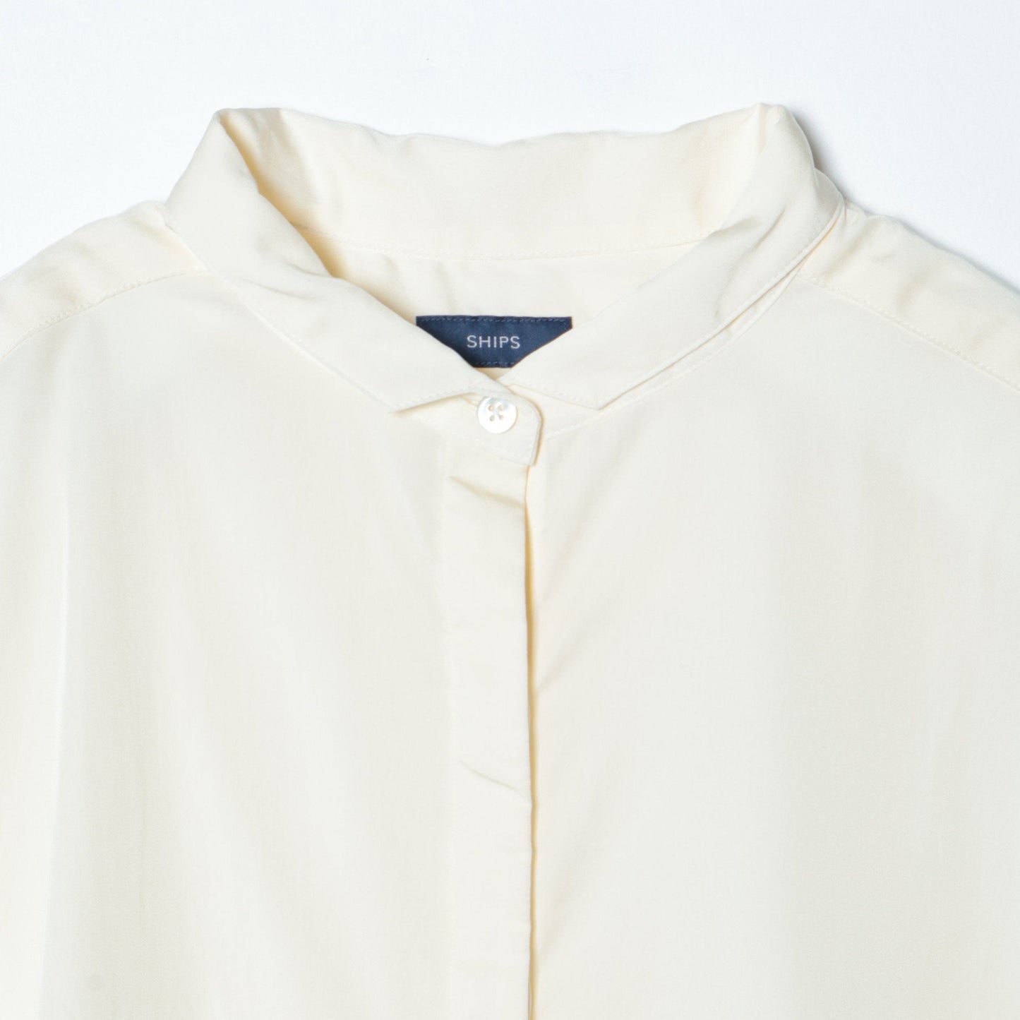 SHIPS:TENCEL TUCK S/S BL