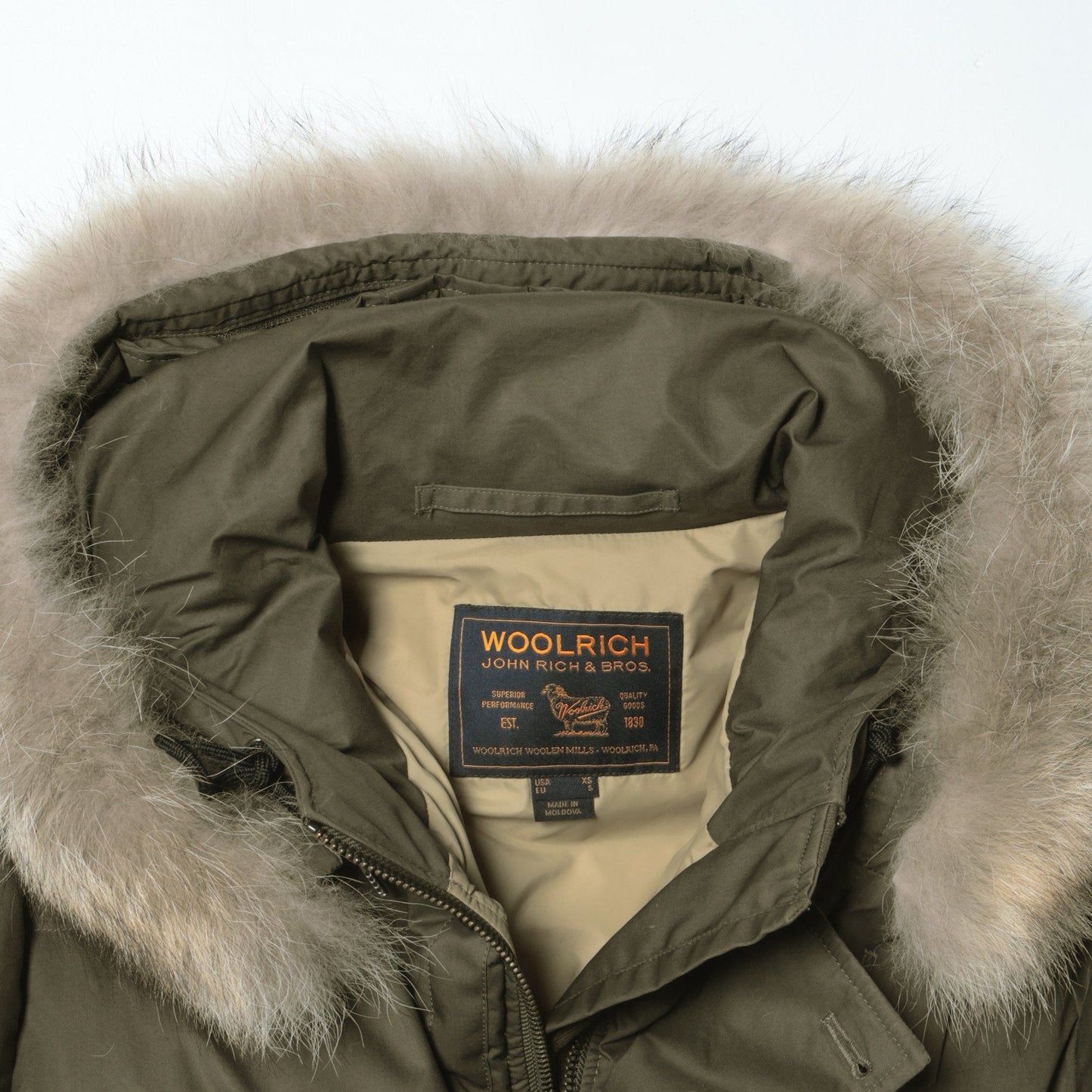 WOOLRICH:ダウンコート