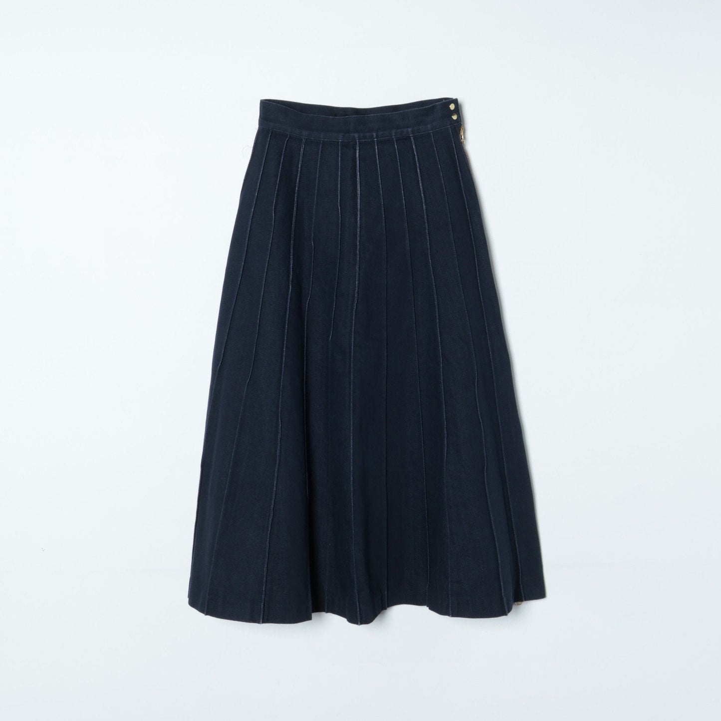 Nell:CTN PIN TUCK SK