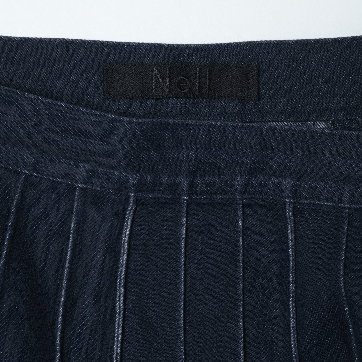 Nell:CTN PIN TUCK SK