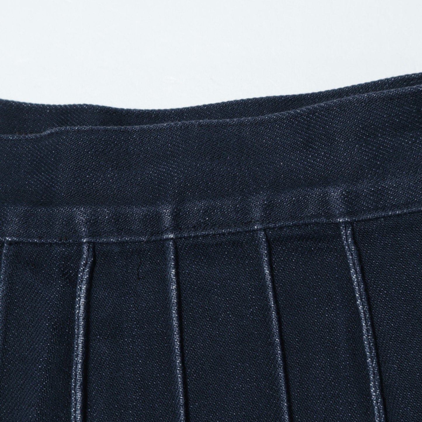 Nell:CTN PIN TUCK SK