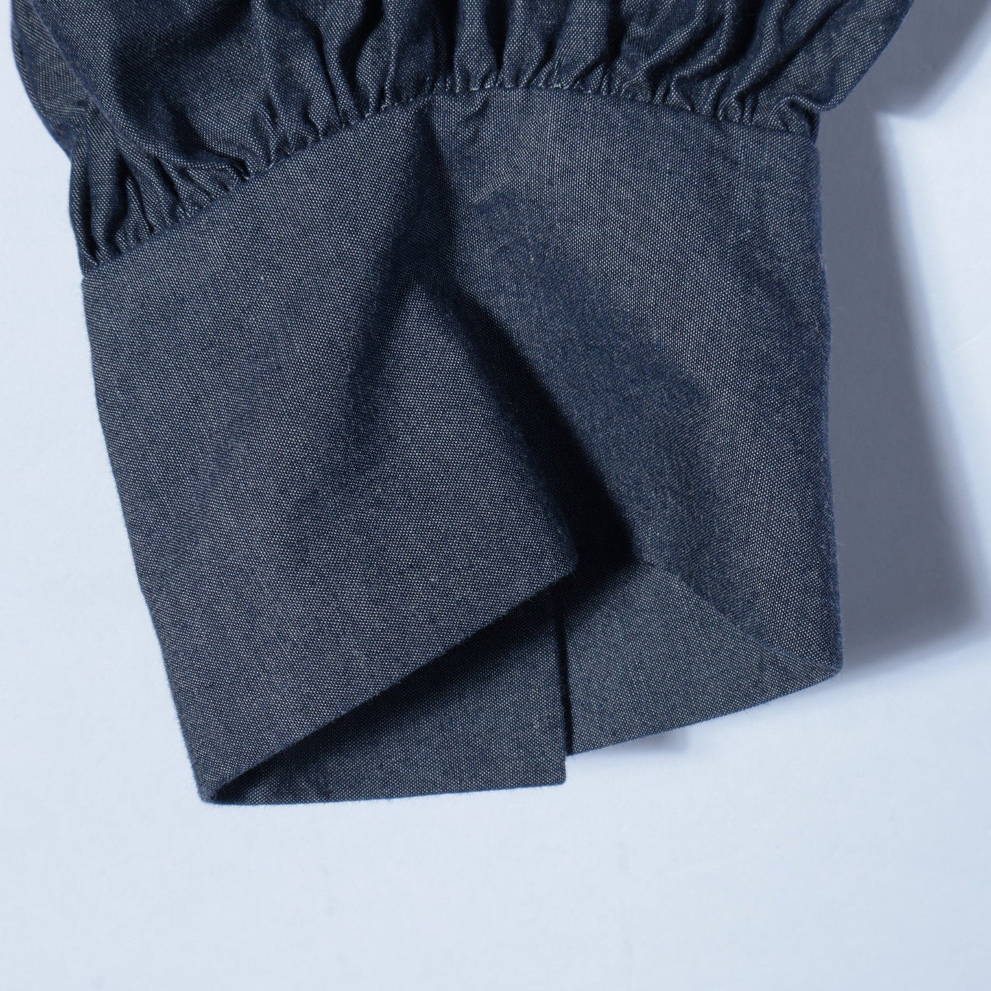 Primary NavyLabel:〈手洗い可能〉デニム シャンブレー ピンタック ワンピース