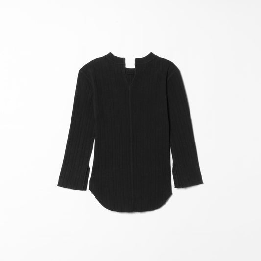 PrimaryNavyLabel:バックスリットクルーネックプルオーバー