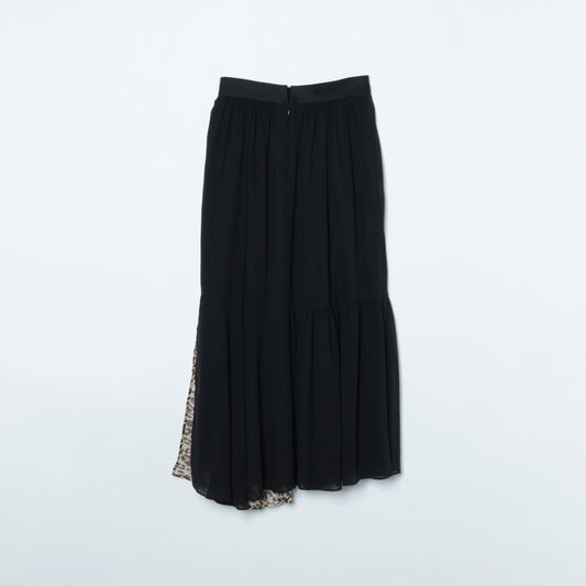 PEELSLOWLY:スカート