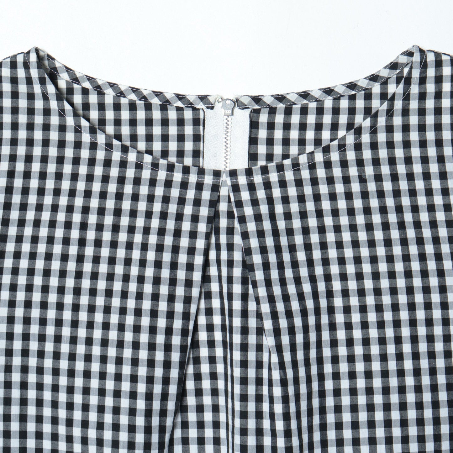 SHIPS:CTN GGM SIDE TUCK PO