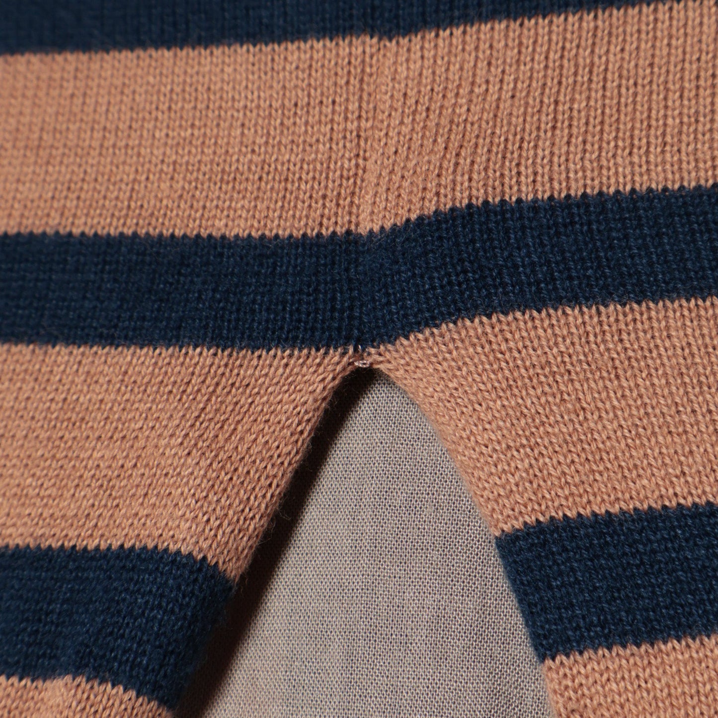 SHIPS:カーディガン