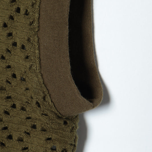 【WEB限定】〈手洗い可能〉アイレット クルーネック プルオーバー