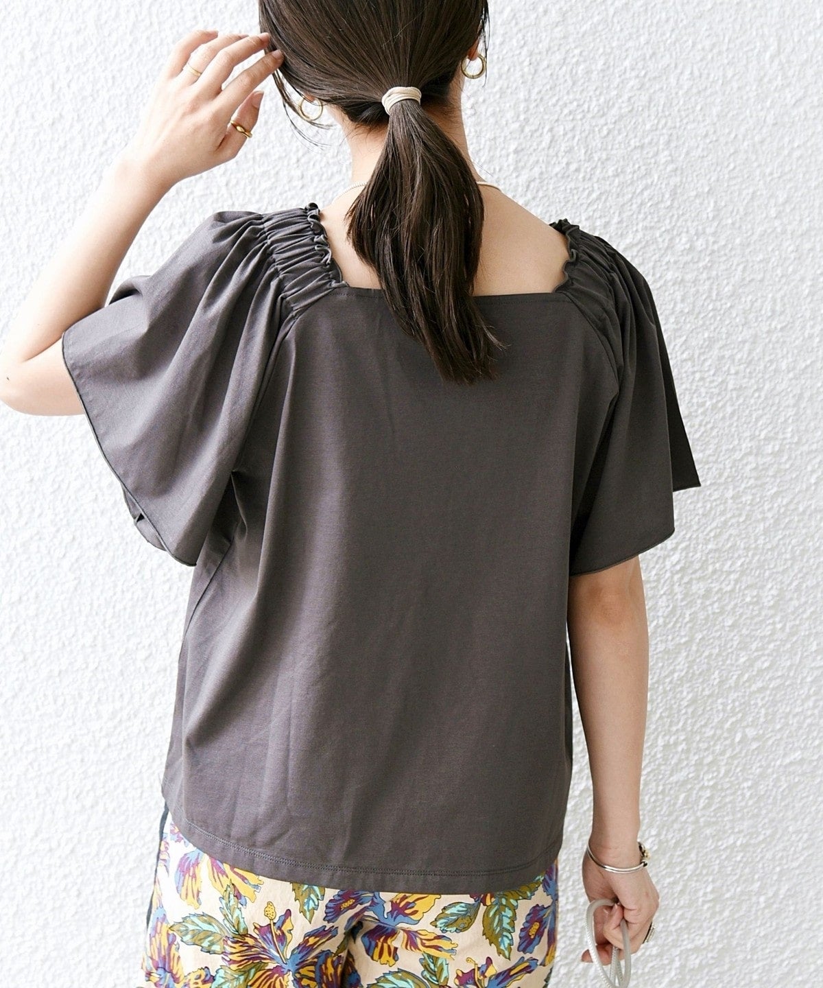 SHIPS any:〈洗濯機可能〉ギャザー フリル スクエアネック TEE
