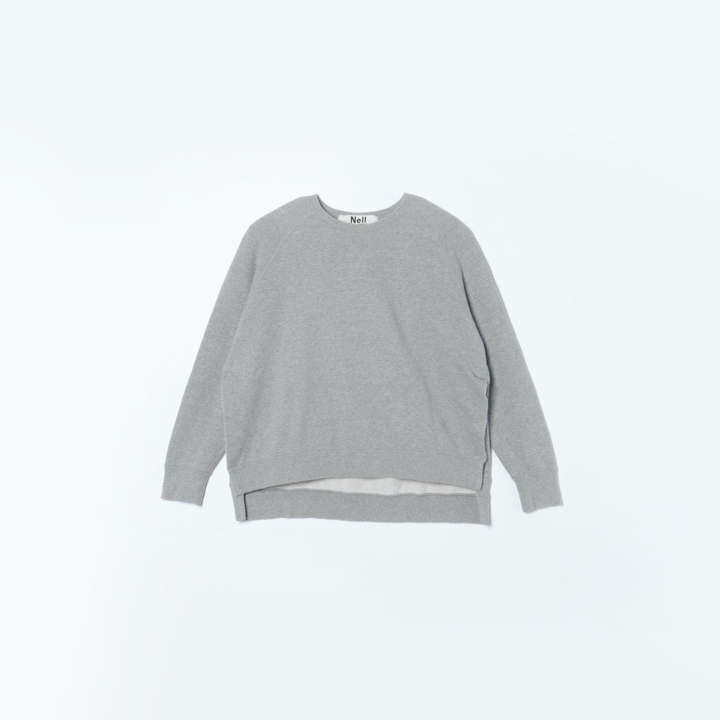 Nell:スウェット