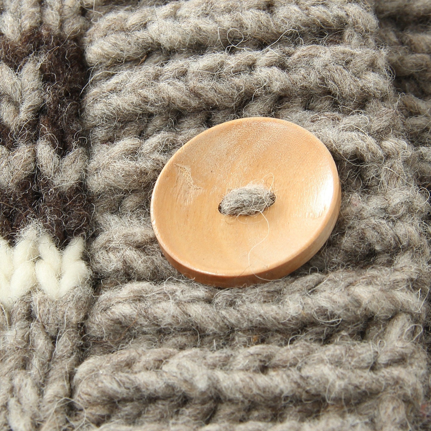 SHIPS:カーディガン