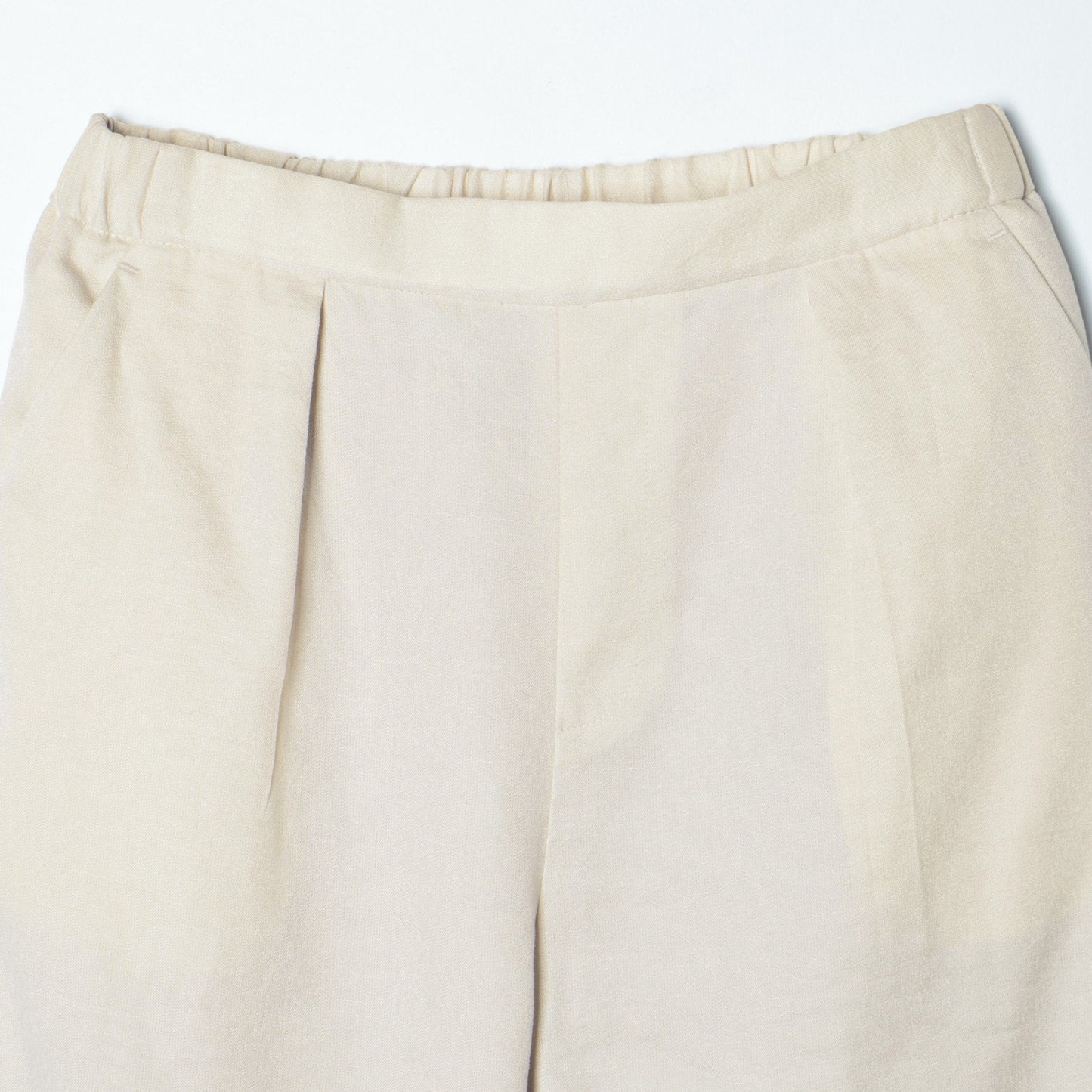 SHIPS:ONE TUCK WIDE PT