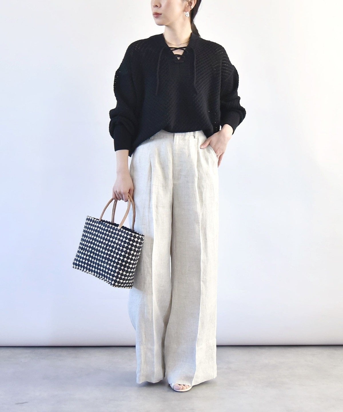 quaranciel:〈手洗い可能〉アイレット スキッパー レースアップ プルオーバー