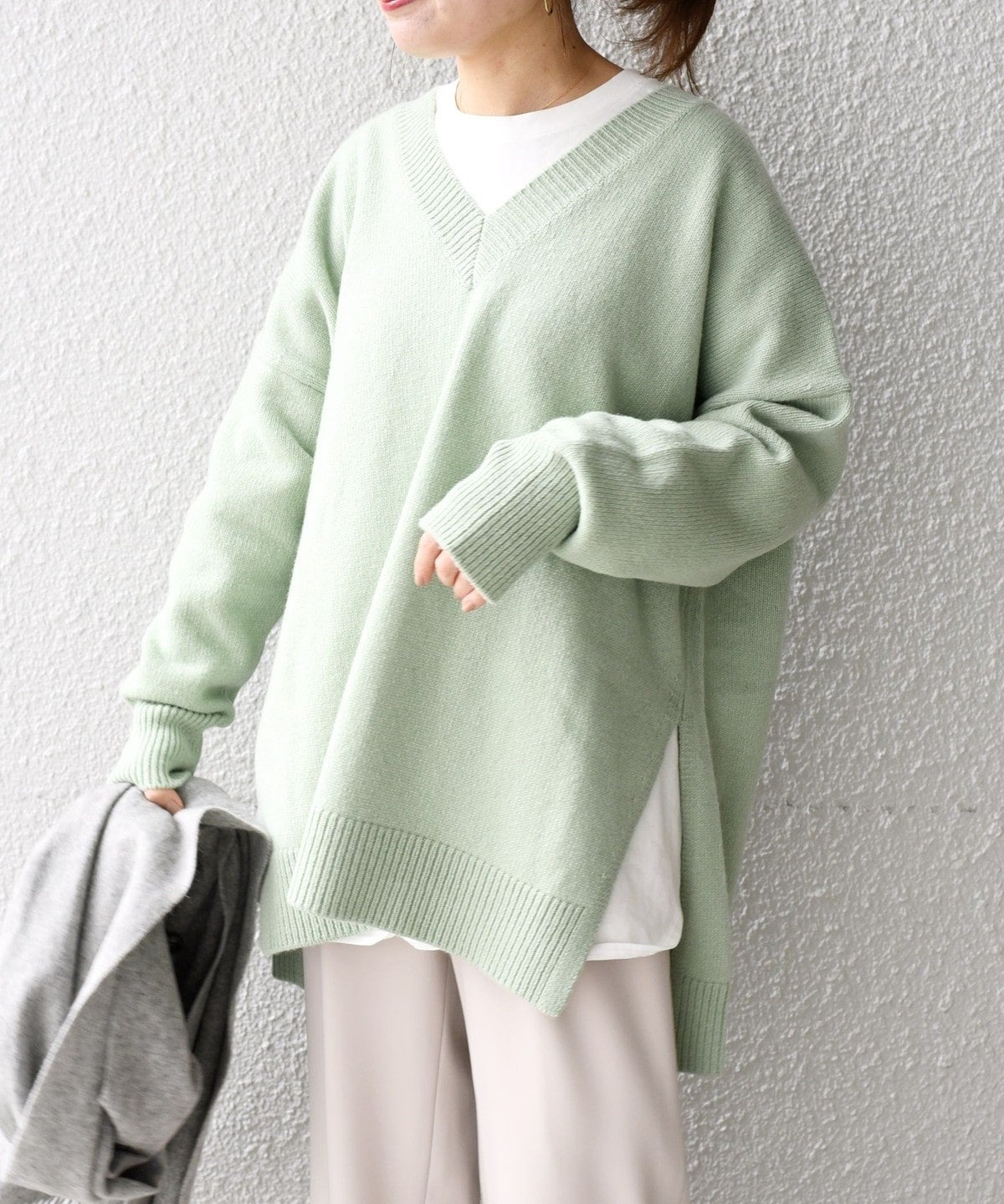 〈手洗い可能〉Vネックサイドスリットビッグプルオーバー
