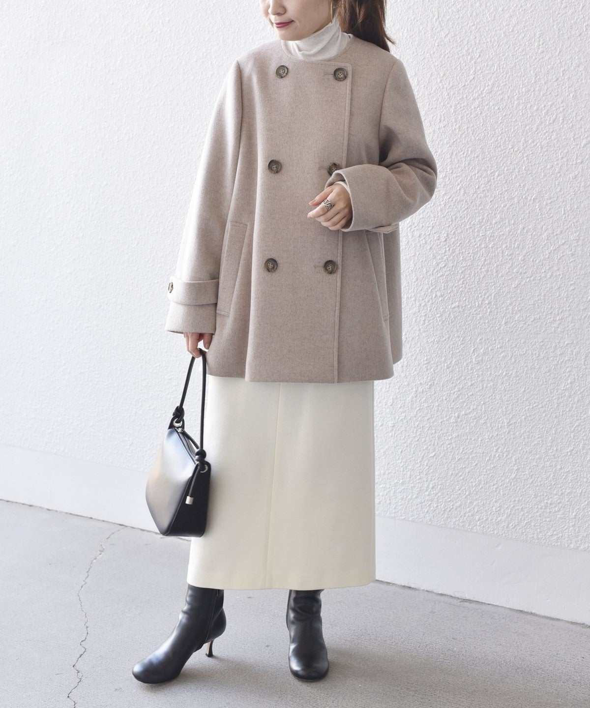 SUPER140ノーカラーAラインPコート