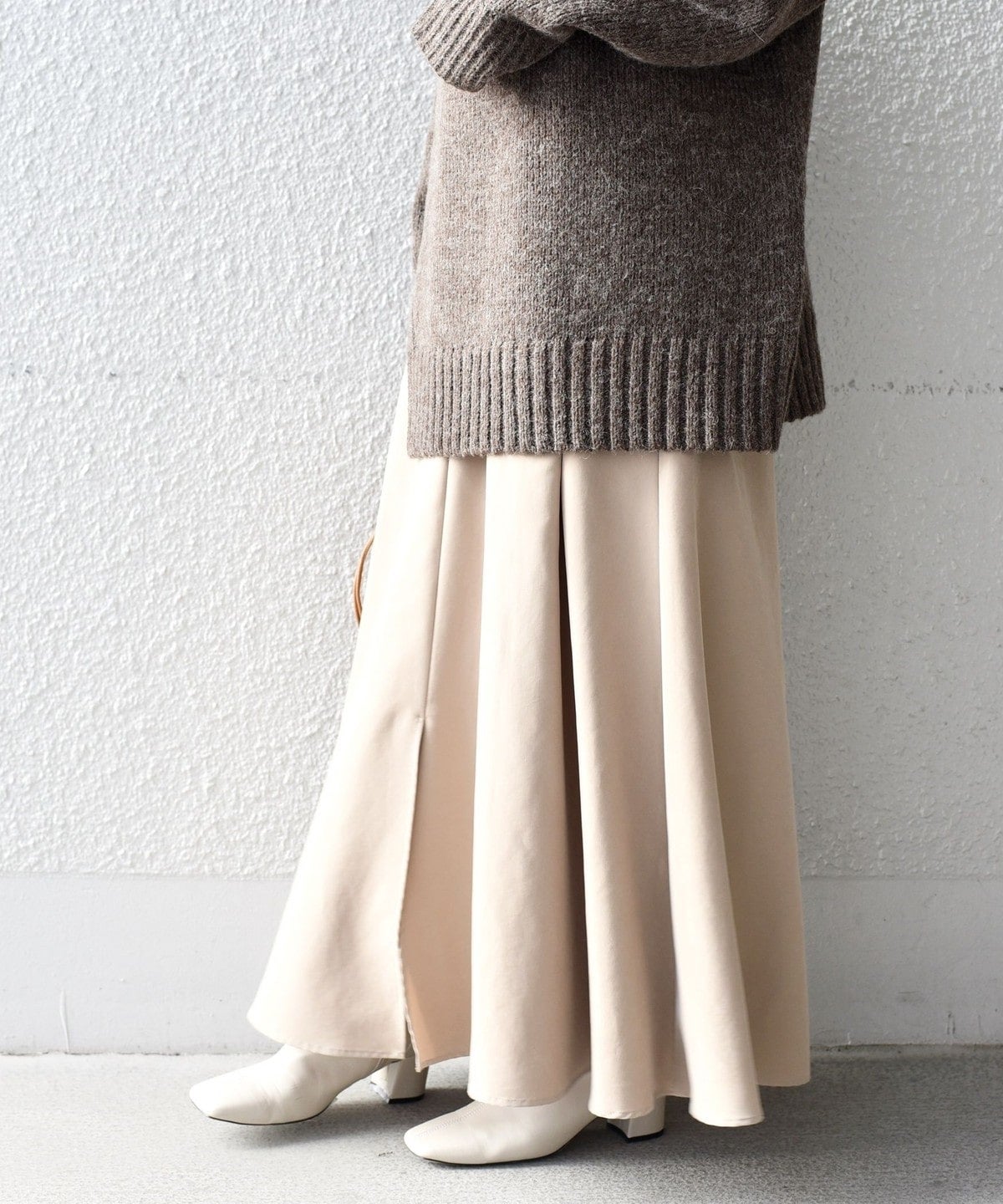 スリットロングスカート