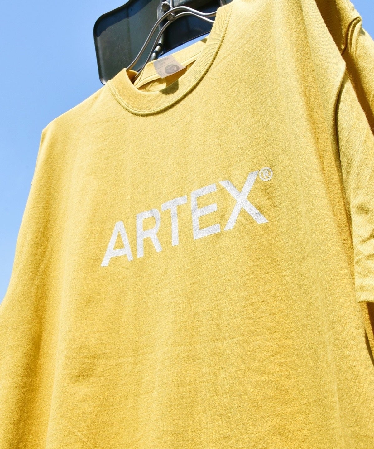 【SHIPS any別注】ARTEX: 【ユニセックス】プリント ロゴ 半袖 Tシャツ