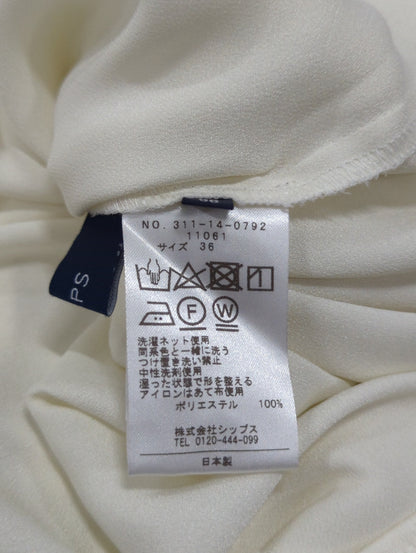 〈手洗い可能〉ソリッドタイブラウス