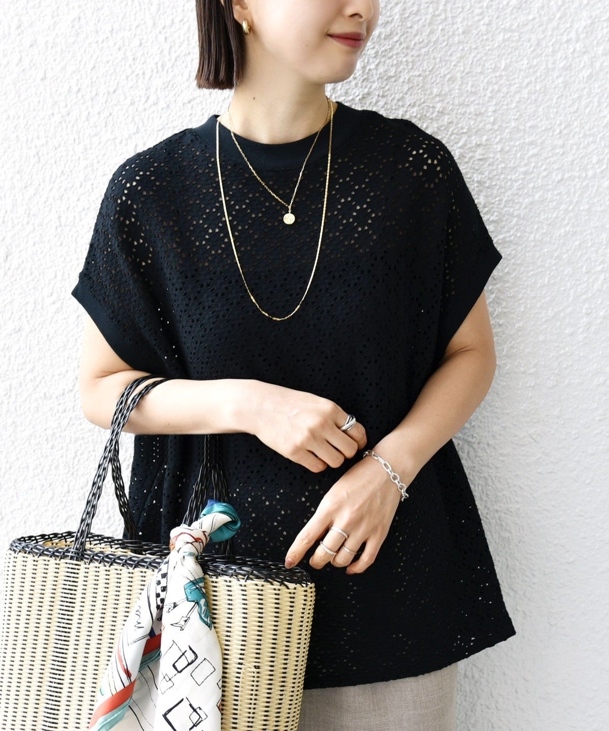 【WEB限定】〈手洗い可能〉アイレット クルーネック プルオーバー