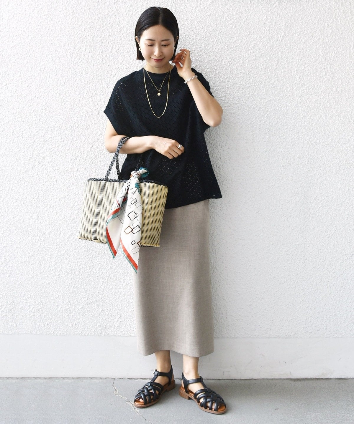 【WEB限定】〈手洗い可能〉アイレット クルーネック プルオーバー