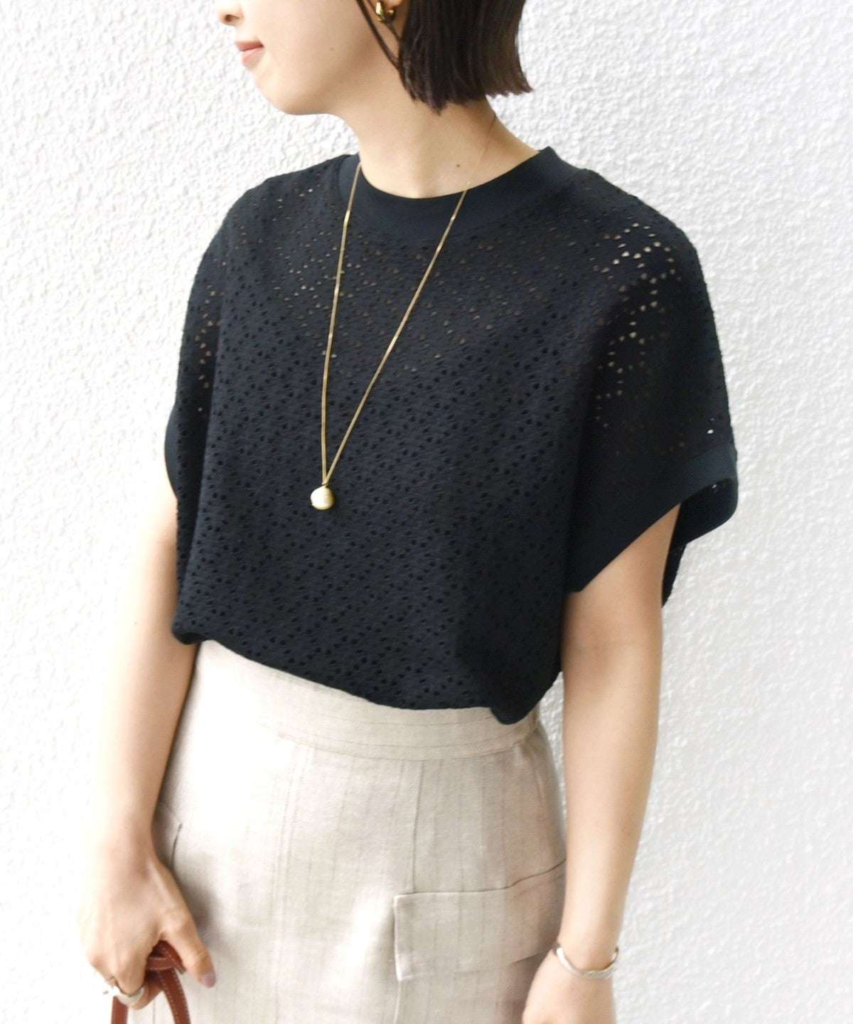 【WEB限定】〈手洗い可能〉アイレット クルーネック プルオーバー