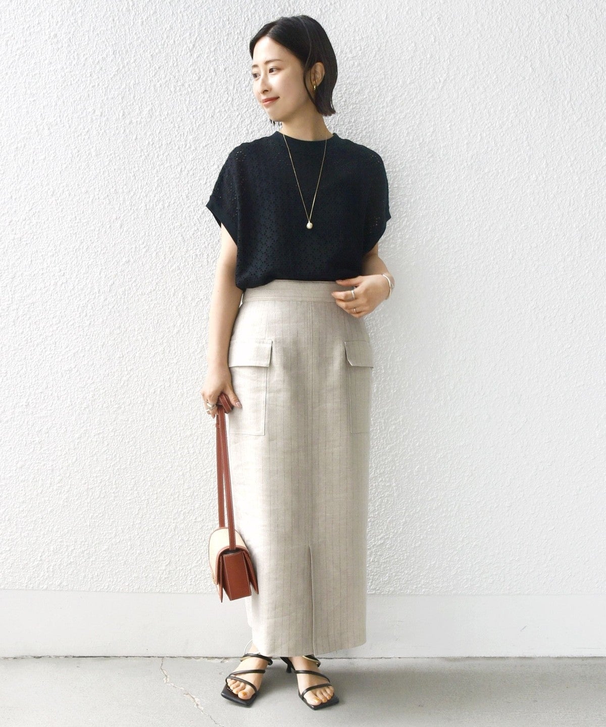 【WEB限定】〈手洗い可能〉アイレット クルーネック プルオーバー