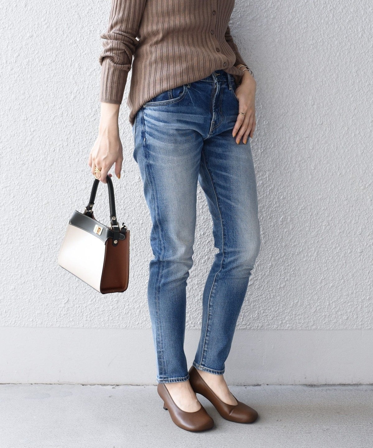 【WEB限定】スリム テーパード デニム