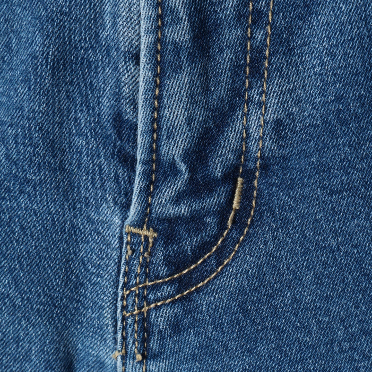 【WEB限定】スリム テーパード デニム