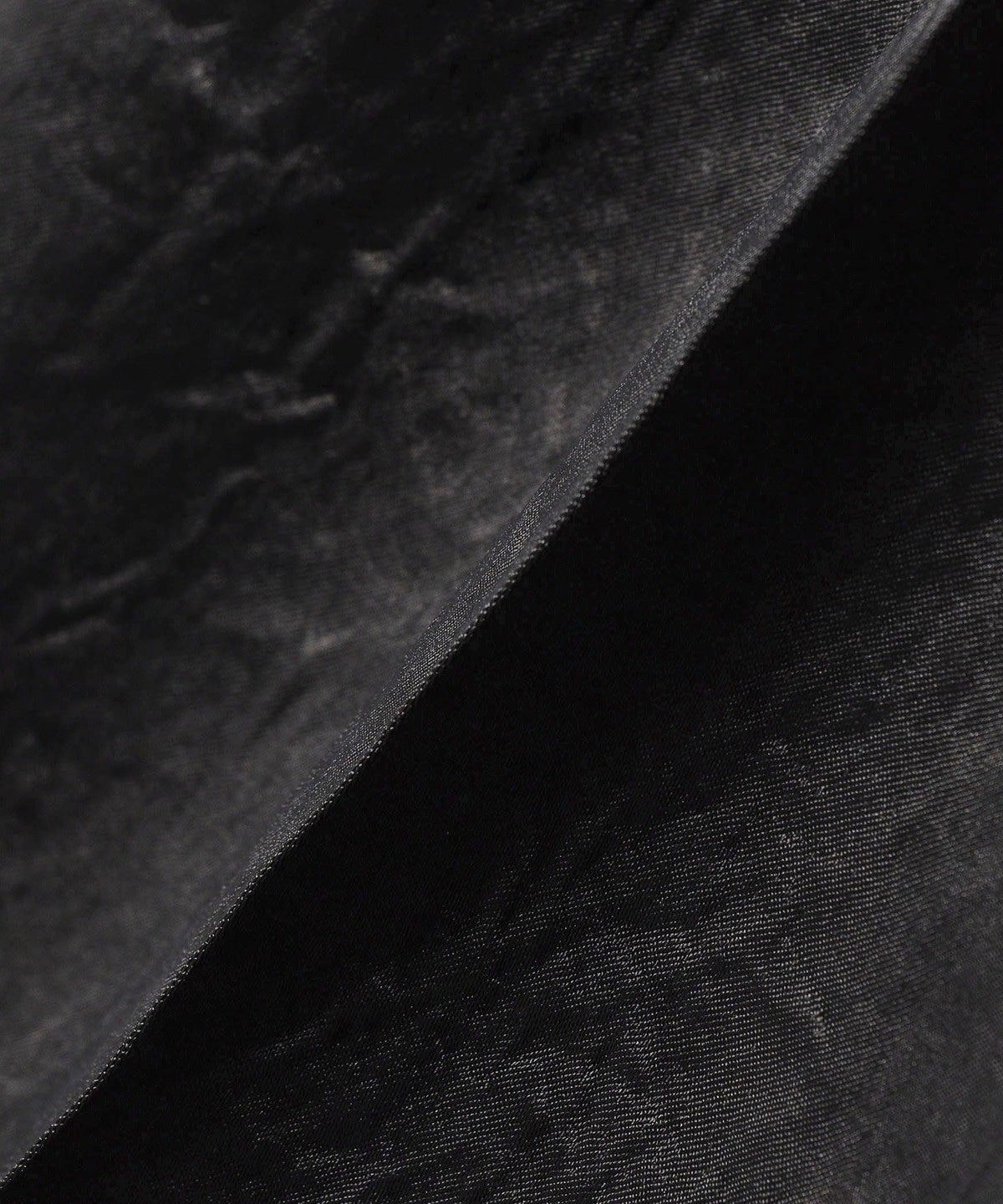 〈手洗い可能〉アセテート サテン タック ショーツ