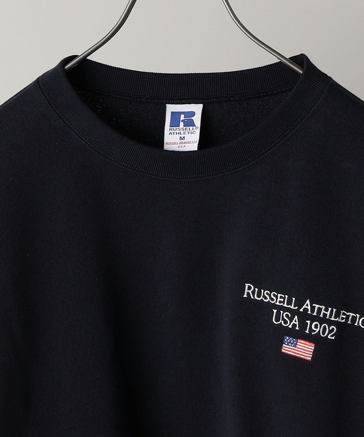 【WEB限定/SHIPS別注】RUSSELL ATHLETIC: ビッグシルエット アメリカンフラッグ ロゴ エンブロイダリー スウェット (トレーナー)