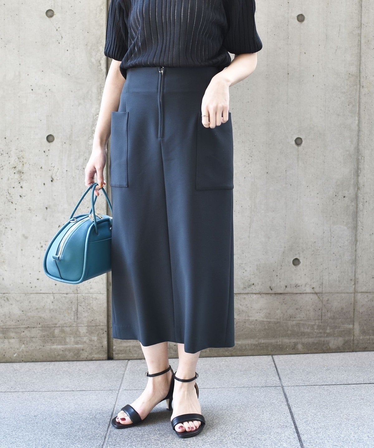 〈手洗い可能〉フロントジップストレッチタイトスカート