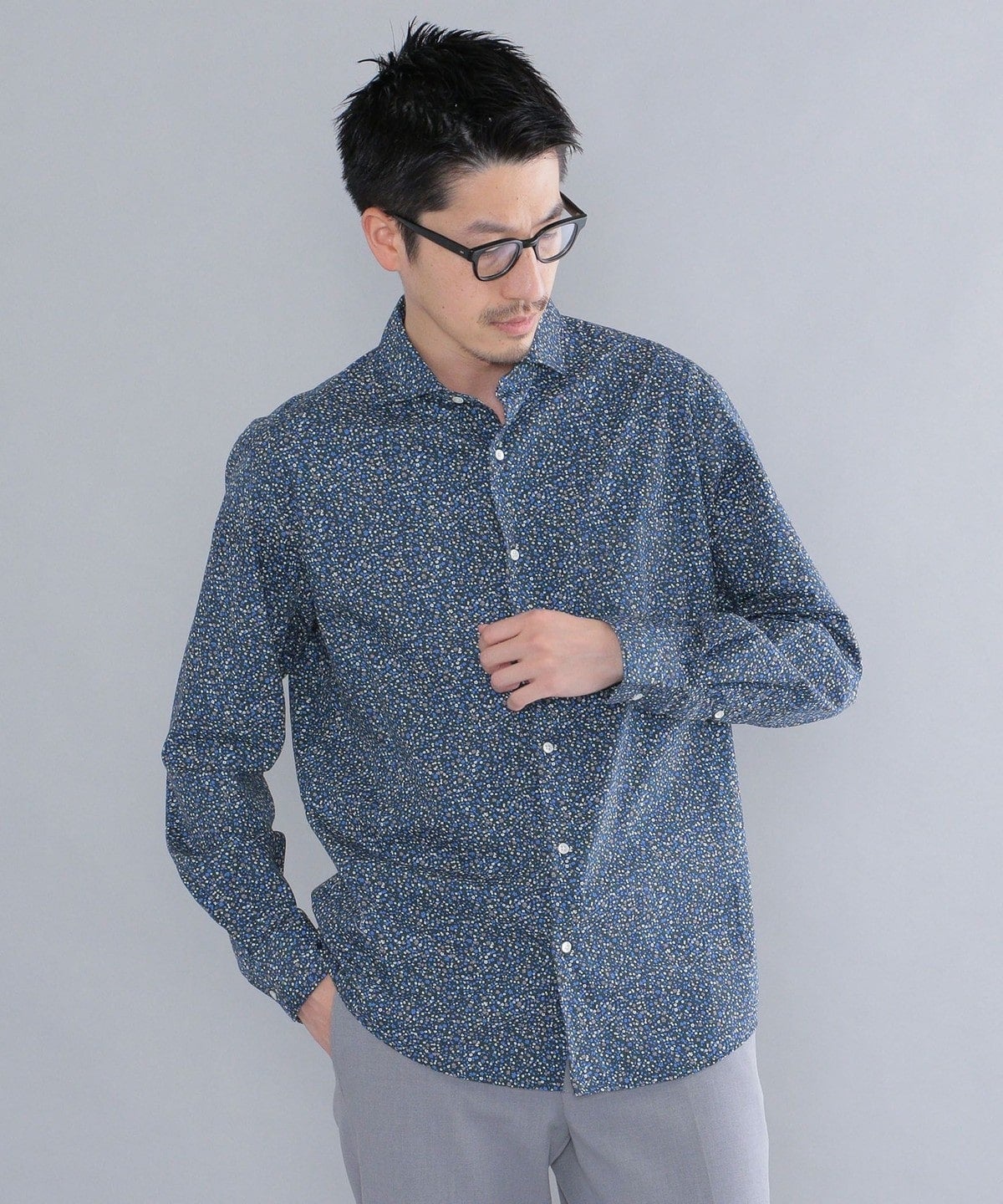 SHIPS: ブロード モチーフプリント セミワイドカラーシャツ