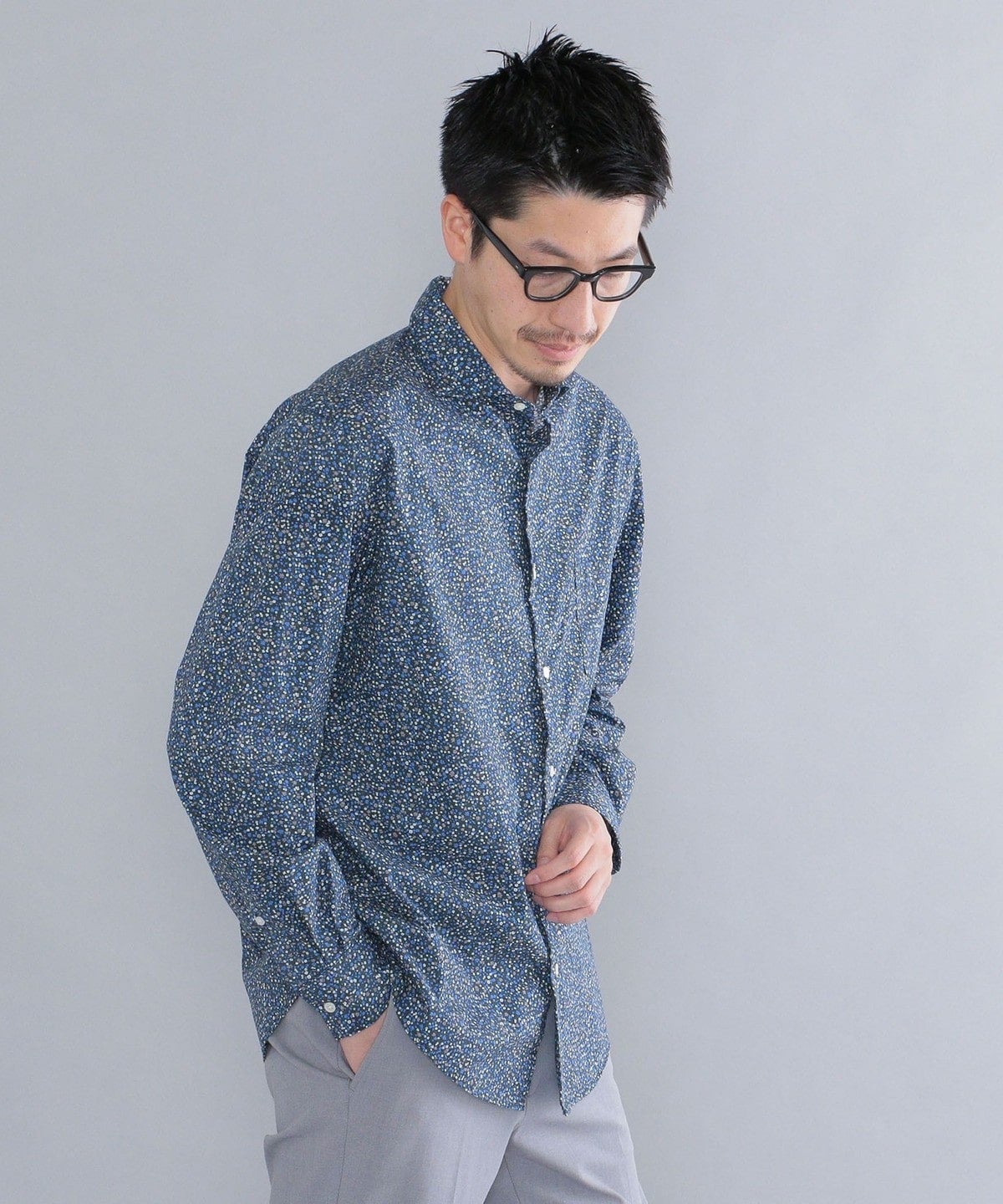 SHIPS: ブロード モチーフプリント セミワイドカラーシャツ