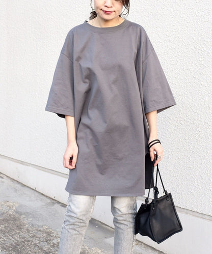 【WEB限定】サイドスリットビッグTEE