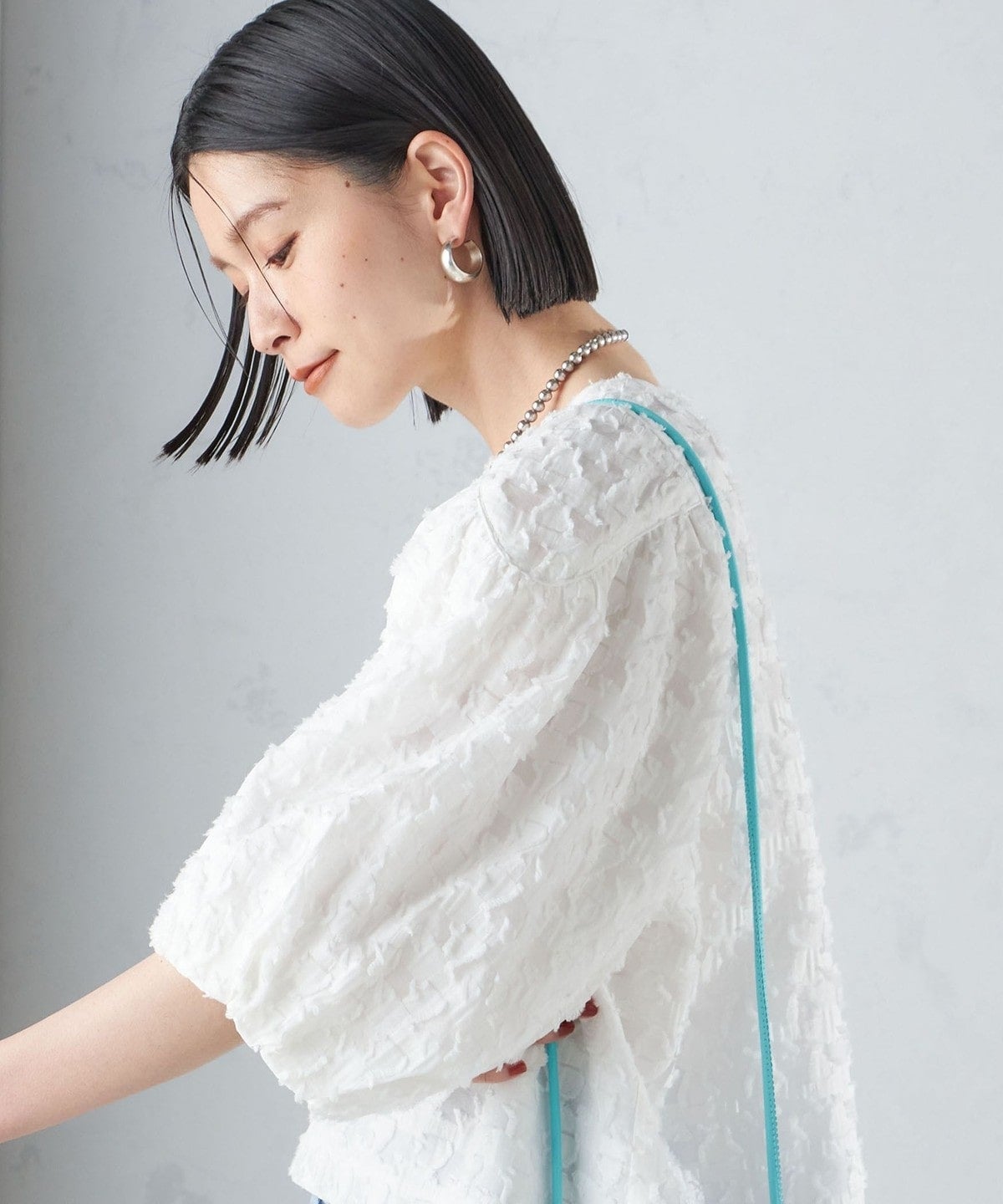 〈手洗い可能〉ジオメタリック カット ジャカード ブラウス 24SS